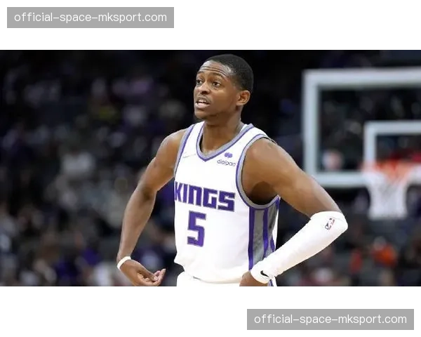 福克斯32分12助攻,国王大胜开拓者稳固西部前六